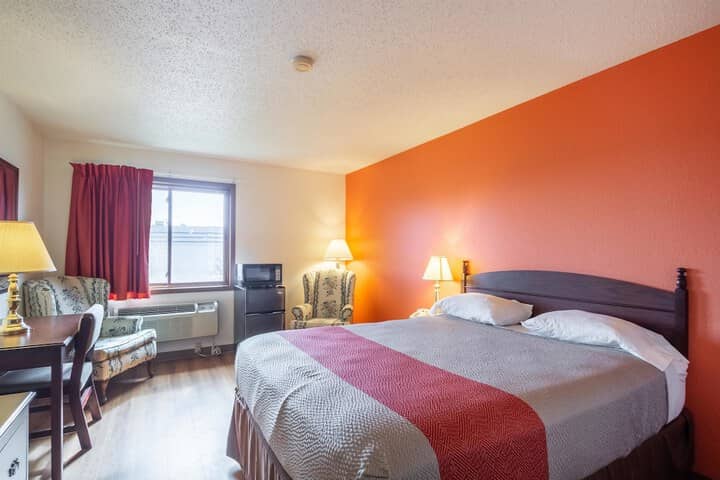 Room 14 of 38
