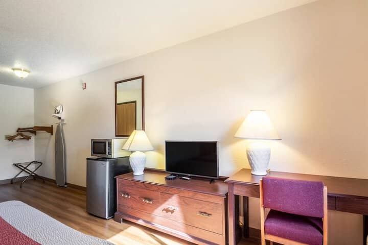 Room 15 of 38