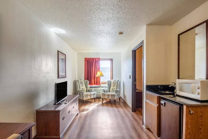 Room 20 of 38